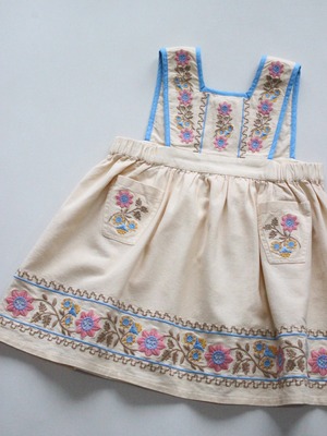 Apolina  URSINA PINAFORE - CASHEW　 *9/30(火)以降発送予定商品になります。