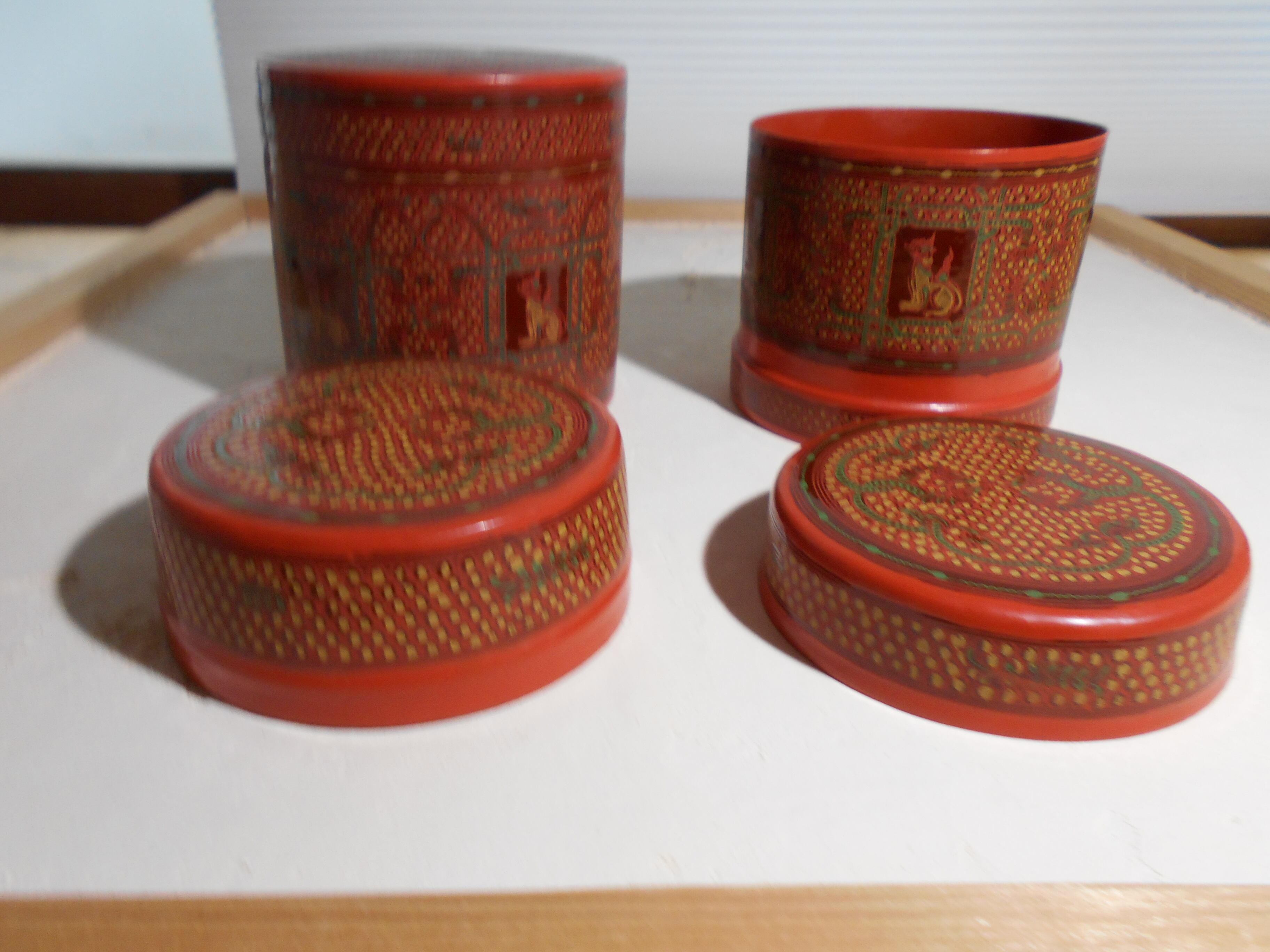 ボトムを作り続け40年 アンティーク ビルマ キンマ 漆器 細密画 3段式