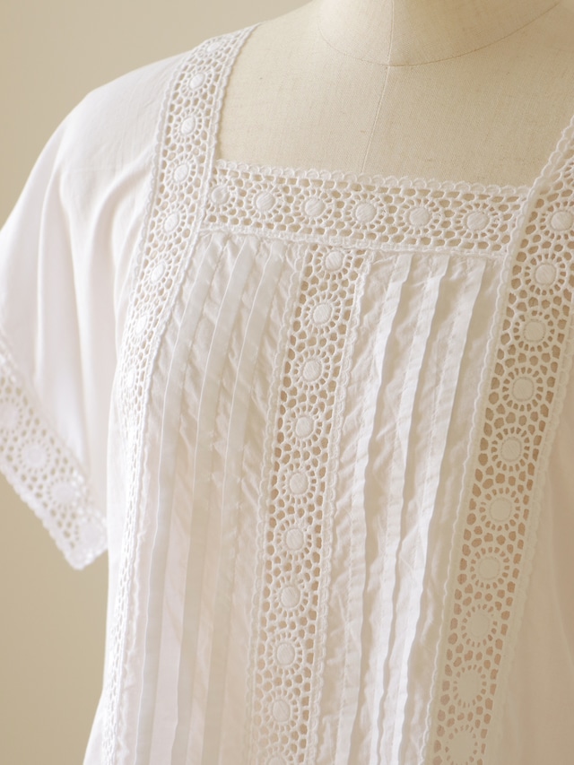 ●made in Italy NARACAMICIE lace embroidery blouse