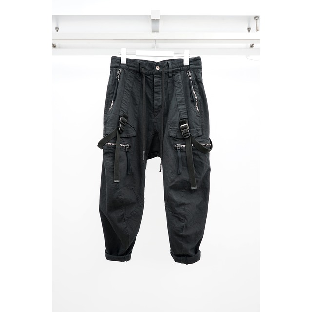 [D.HYGEN] (ディーハイゲン) ST107-0423A Stretch Cotton Denim Tapered Cargo Cropped Denim Trousers