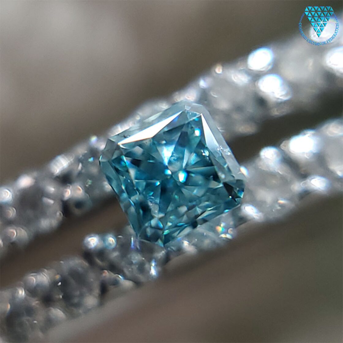 0.05 ct FANCY VIVID GREEN BLUE GIA 天然 グリーン ブルー 