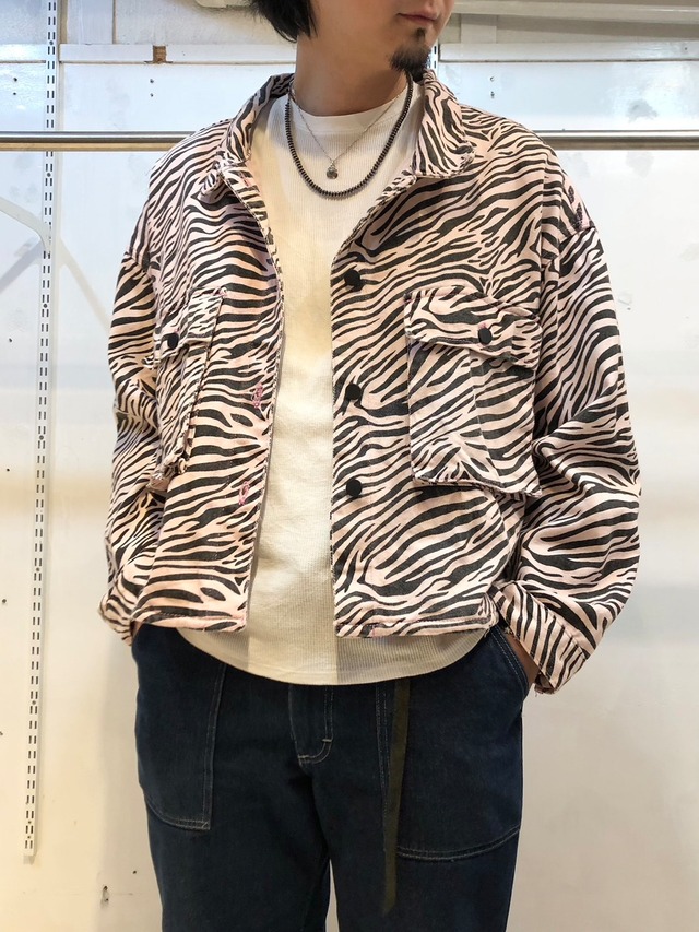Zebra patterned wide silhouette denim jacket