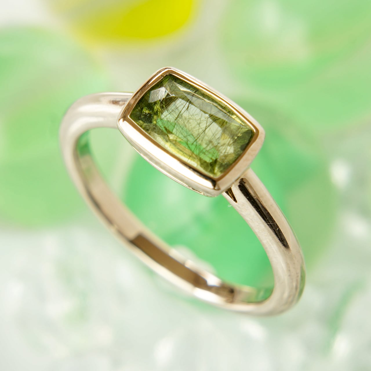 K18WG Rutilated Peridot Ring (ルチルペリドット) | HUIT /ユイット