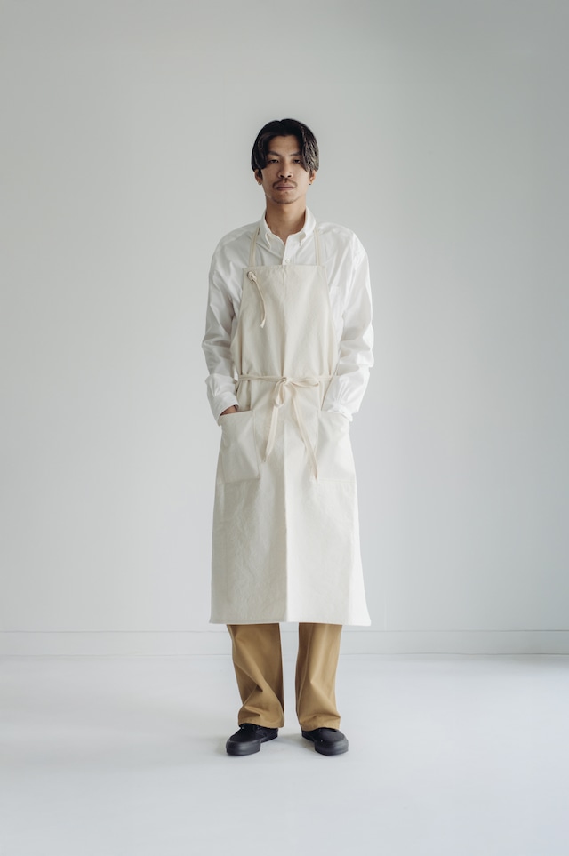 049 apron