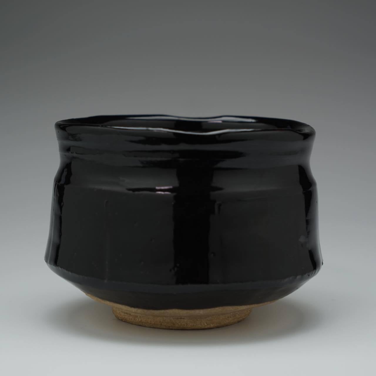 黒織部抹茶茶碗 中島春草作 | 加藤兆之助商店