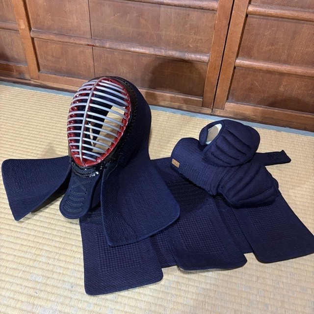 新世代の手刺し防具　1.5分織刺　紺鹿革仕立て　胴抜きセット