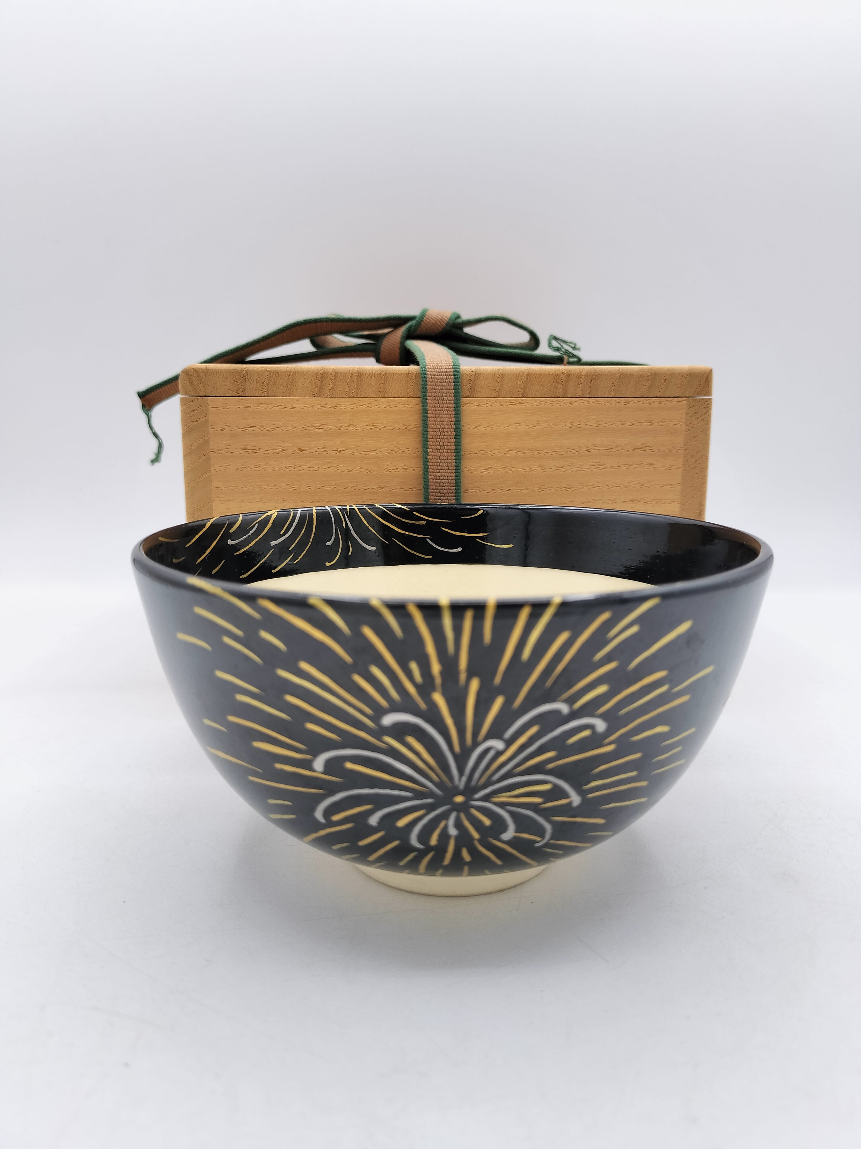 茶碗 月の絵 尾戸焼 土居博幸・作 | 有限会社いとお（茶道具・華道具