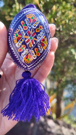 装飾用木製プィサンカ現代的なフツル様式（イースターエッグ）　