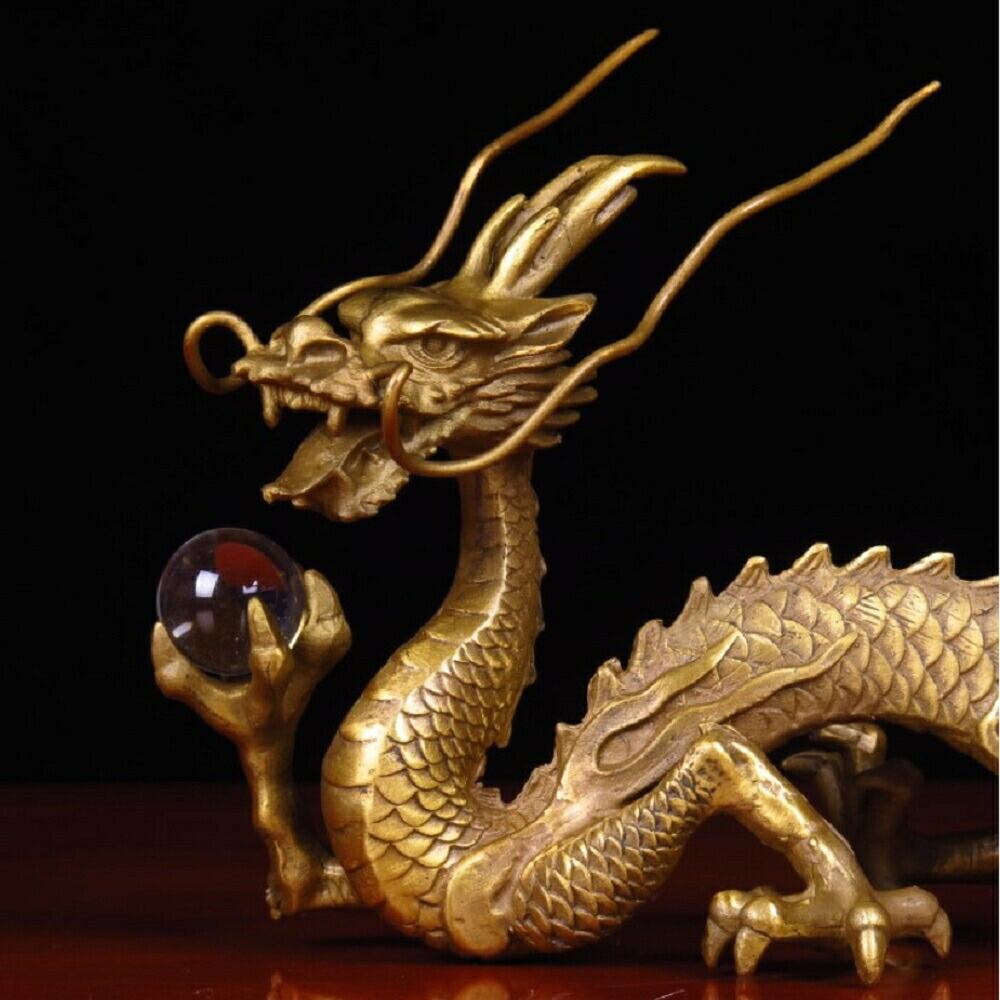 置物 長髭 右手に水晶を持つ龍 クリスタル 五本爪 龍 竜 真鍮 ドラゴン