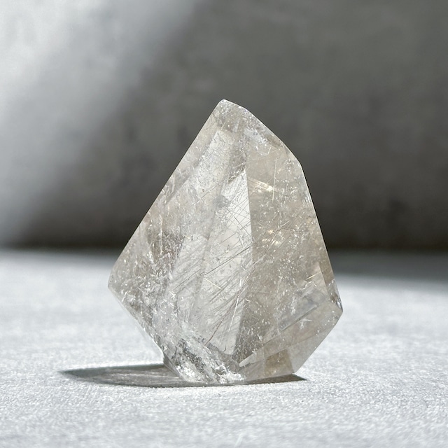 きらめき◎シルバールチルインクォーツ フリーフォーム42◇ Silver Rutile in Quartz◇天然石・鉱物・パワーストーン