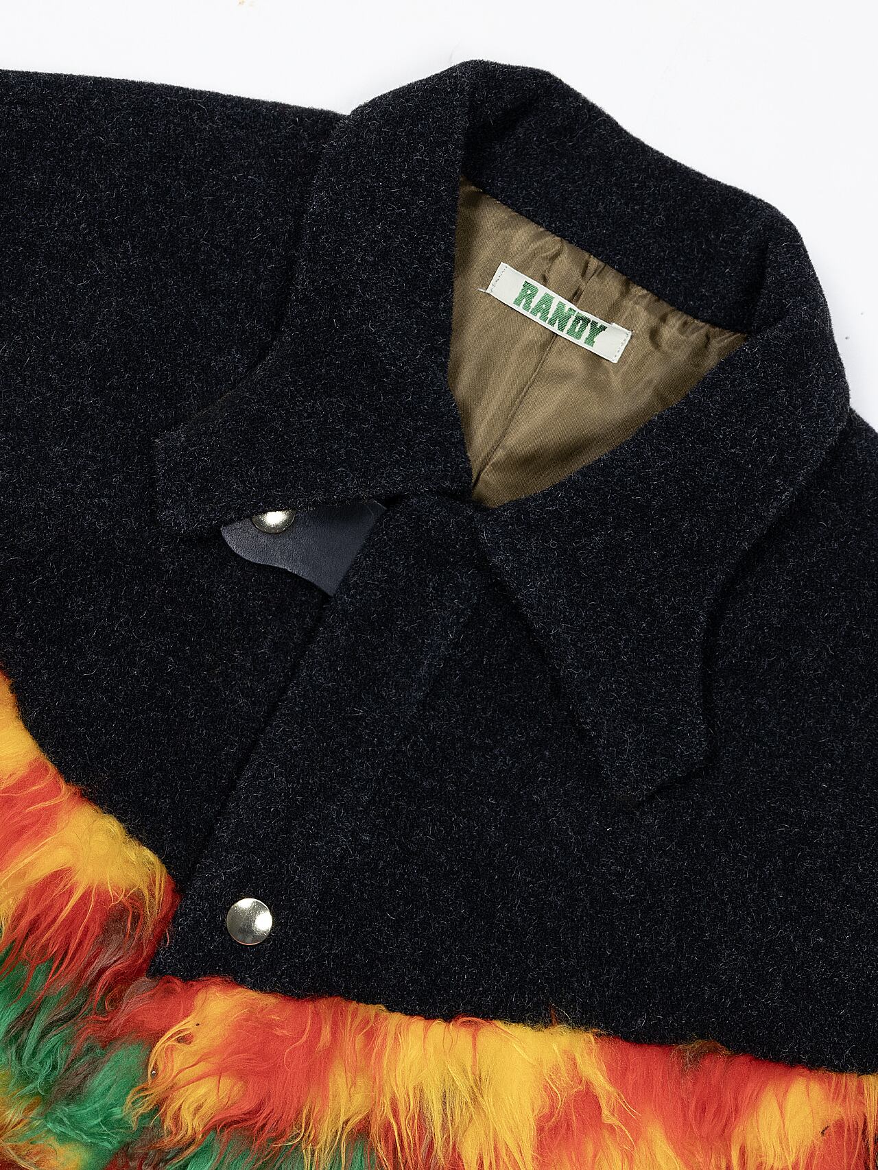 UNEEK BASEMNT - Discover independent style.