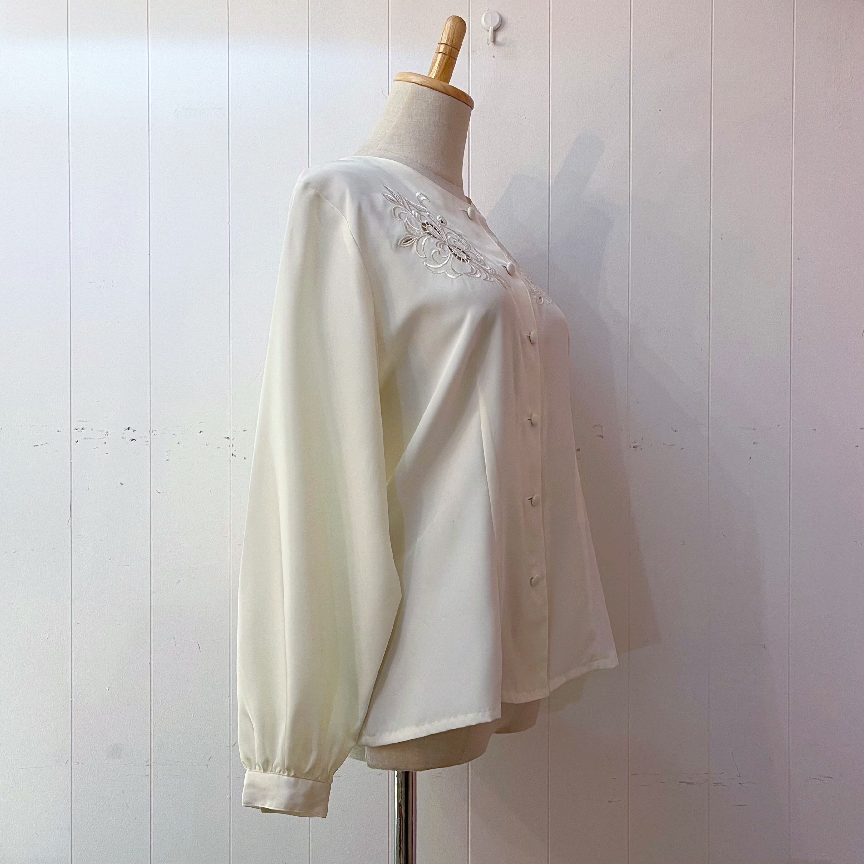 ribbon botanical embroidery blouse