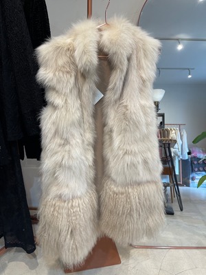 ◾︎ fox × lambfur vest for mariko sama ◾︎