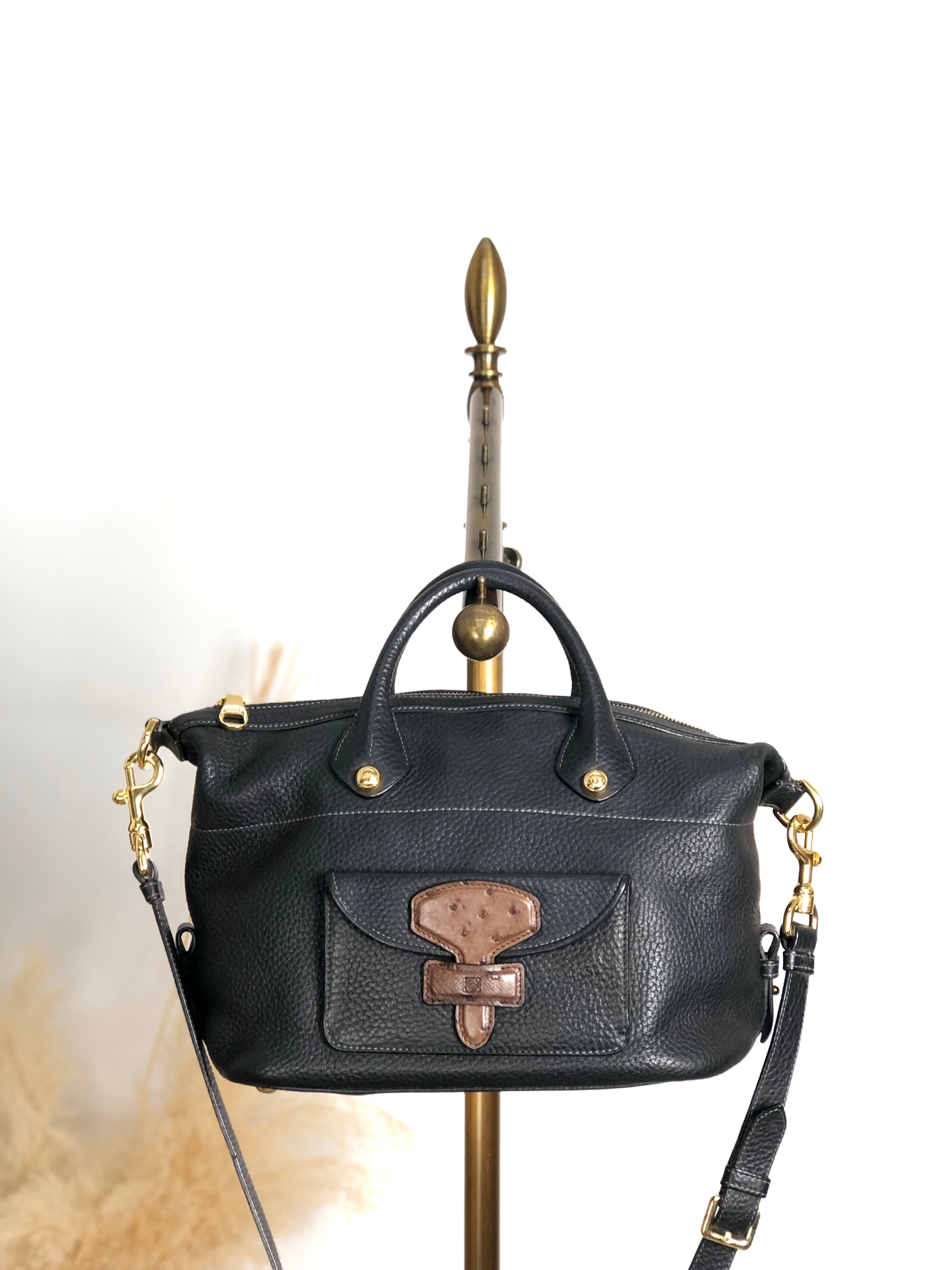 LOEWE ロエベ ショルダーバッグ ブラック アナグラム レザー コンビ