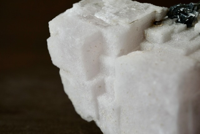 ブルガリア産蛍光カルサイト Fluorescence Calcite / Quartz 1072