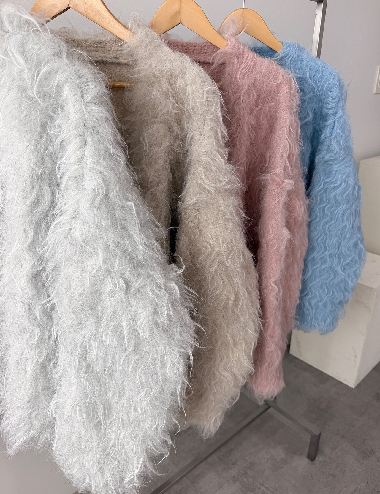 【新作5％OFF・3日間】Shaggy Volume Cardigan(Beige)_7colors