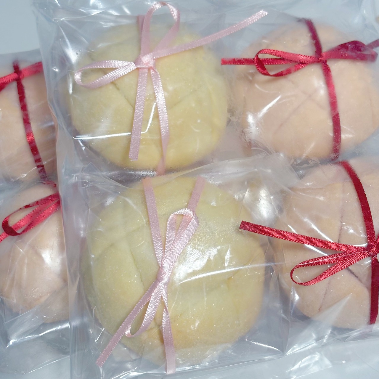 メロンパンスコーン［いちご＆バナナチョコチップ］⌇４個セット