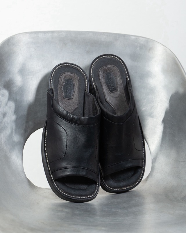 "G.H. BASS" leather slide sandals / SIZE : 9 (27cm)