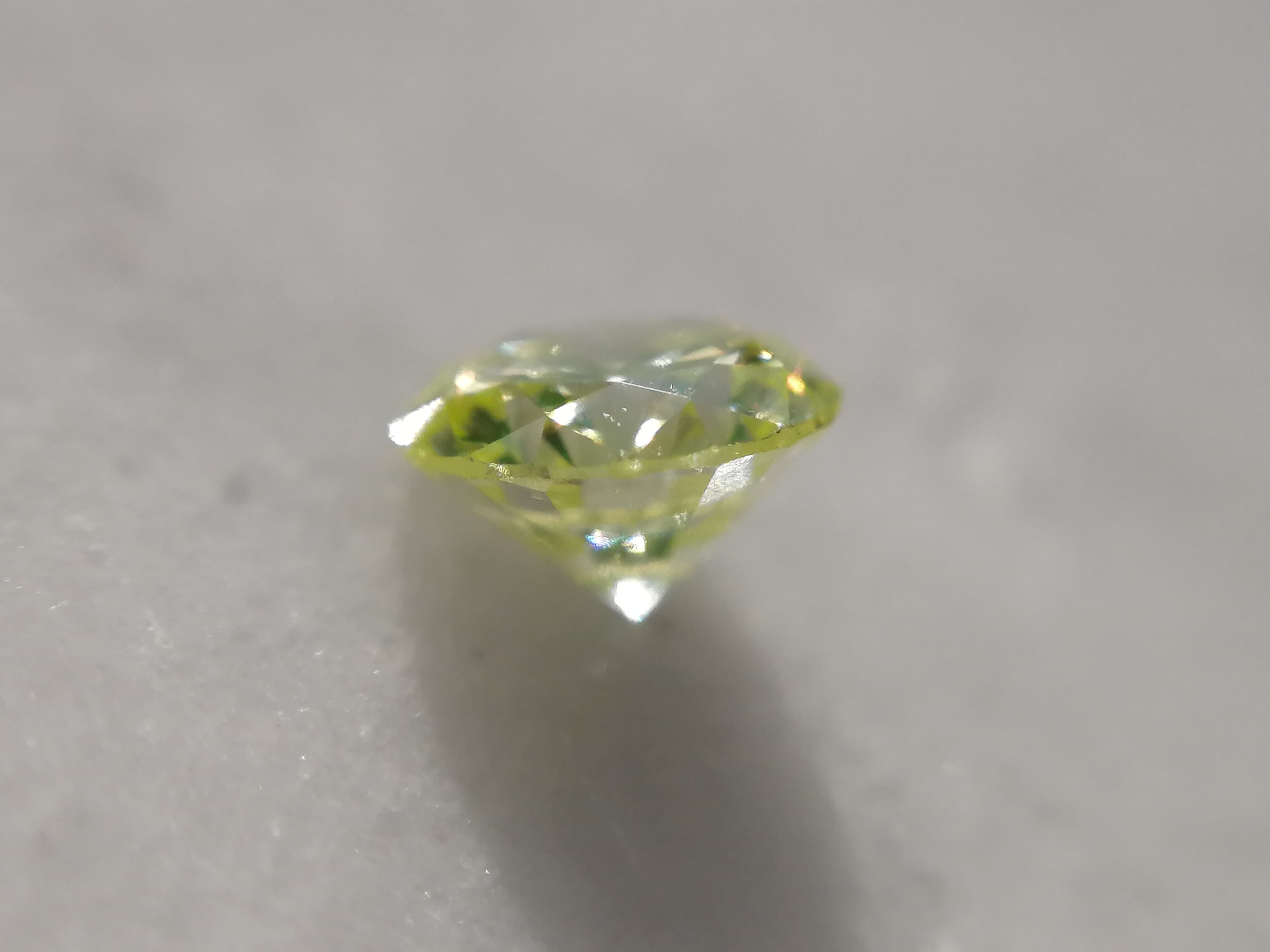 FANCY YELLOW GREEN 0.171ct PS/RT0559/CGL