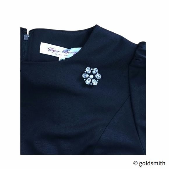 30%OFFセール】スーパービューティー ワンピース モノトーン 花柄