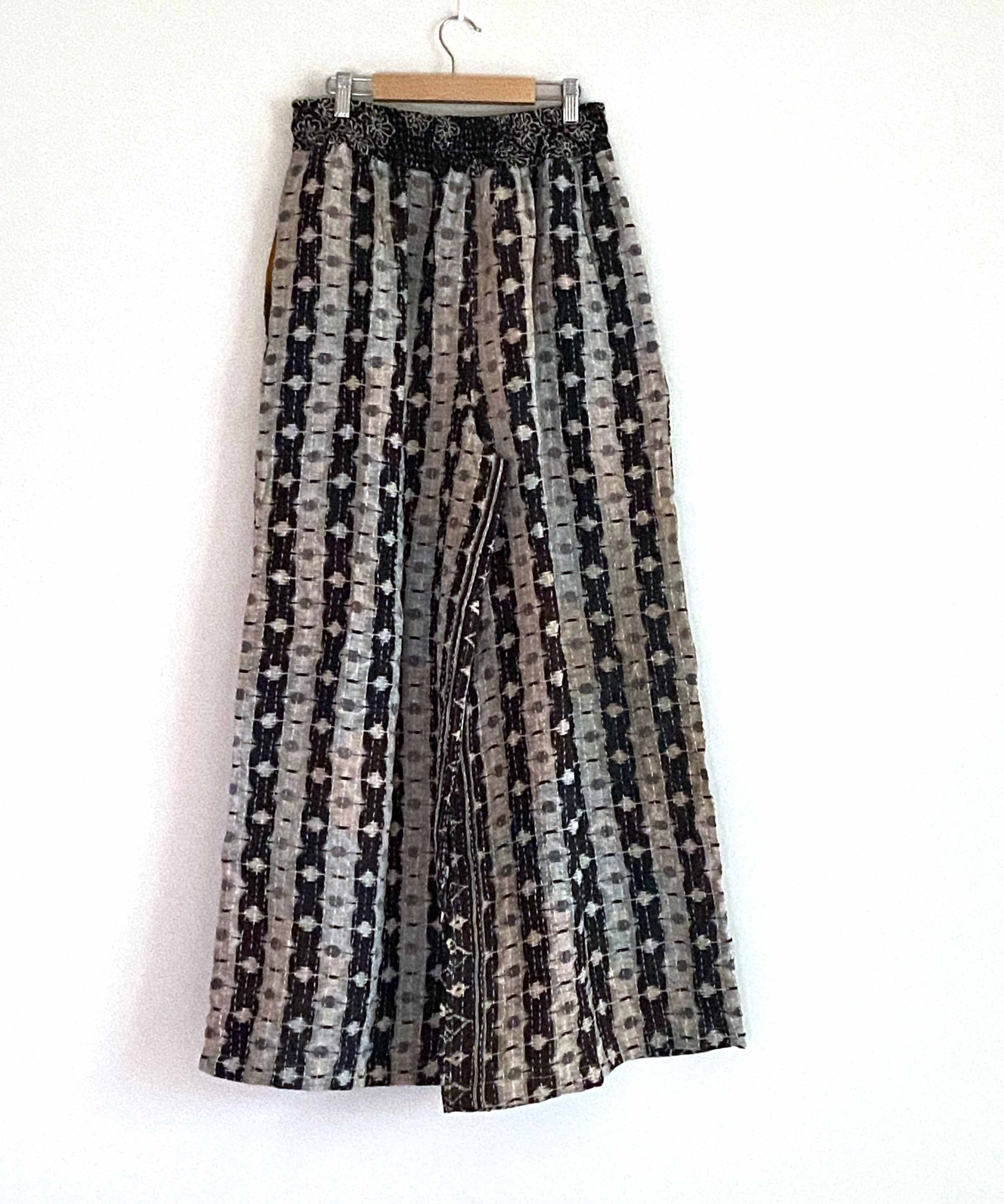 K003 カンタキルトパンツ／モノトーン | Salty（ソルティ）カンタ刺繍