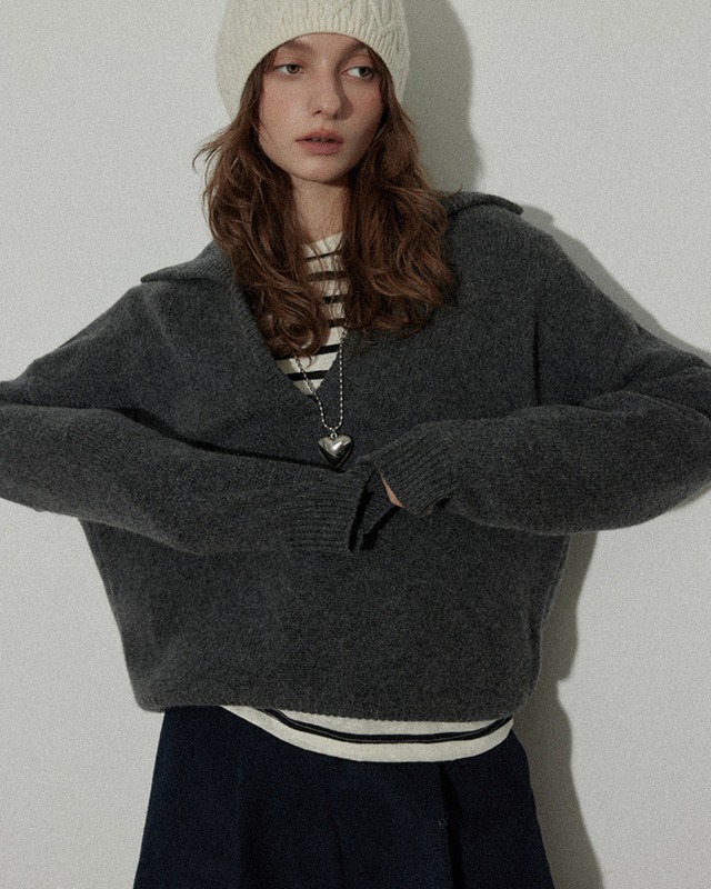 V-neck pullover sweater(gray)