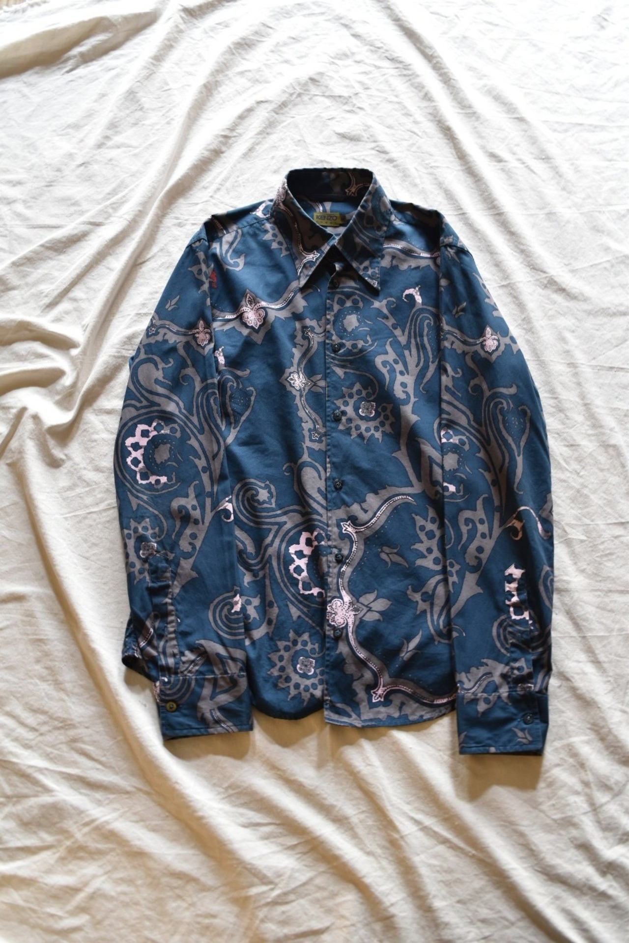 “KENZO” 00s Deep blue patterned shirt