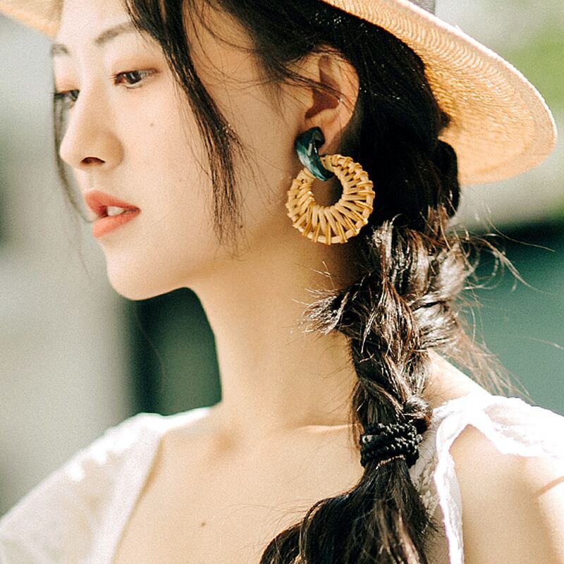 ホリデーイヤリング、海辺の気質、高級感のある小さな香りのイヤリング、籐のイヤリング、2019年の新しいニッチ、薄い ドリームホーストラベル婦人服67115894773