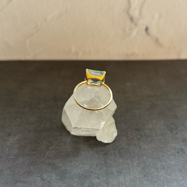 【square ring】スカイブルートパーズ