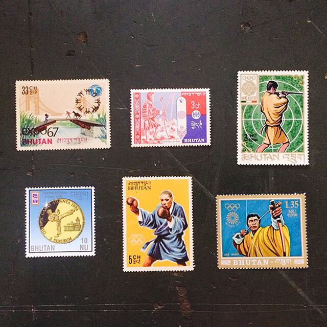 ブータンで購入した切手集
