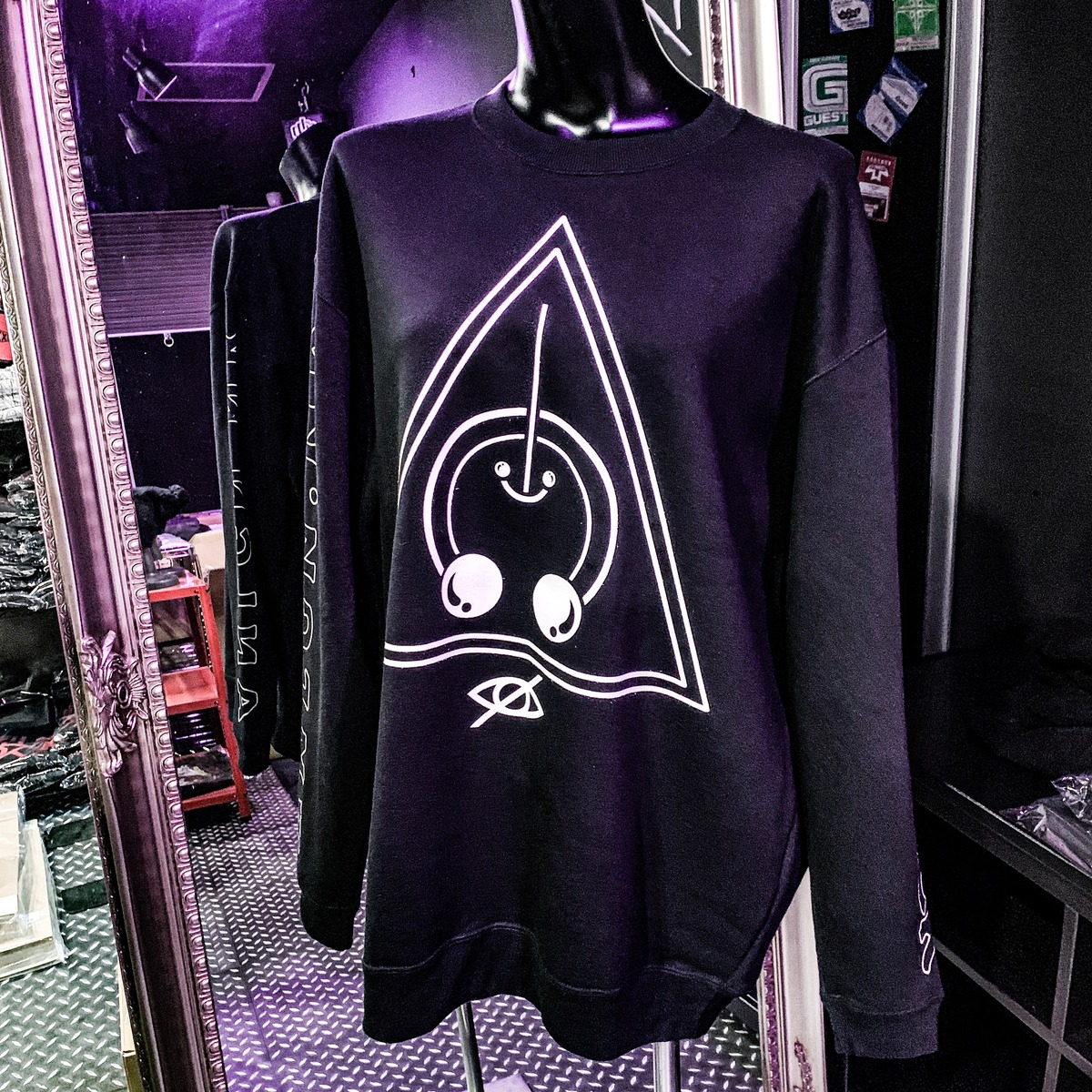 あんりゴン BIGスウェット」 | KRY clothing