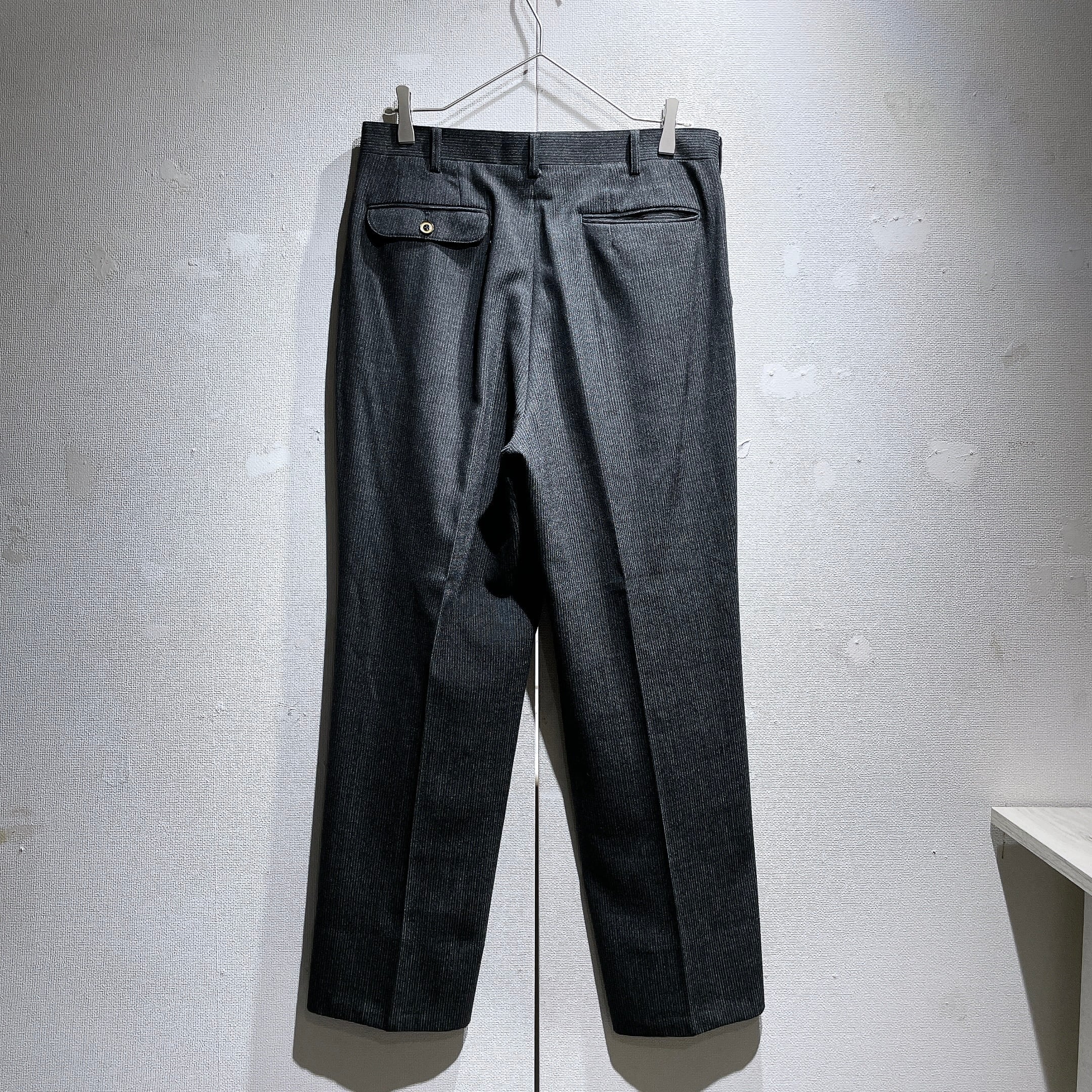 1990s Beautiful silhouette Stripe two tuck vintage Slacks pants