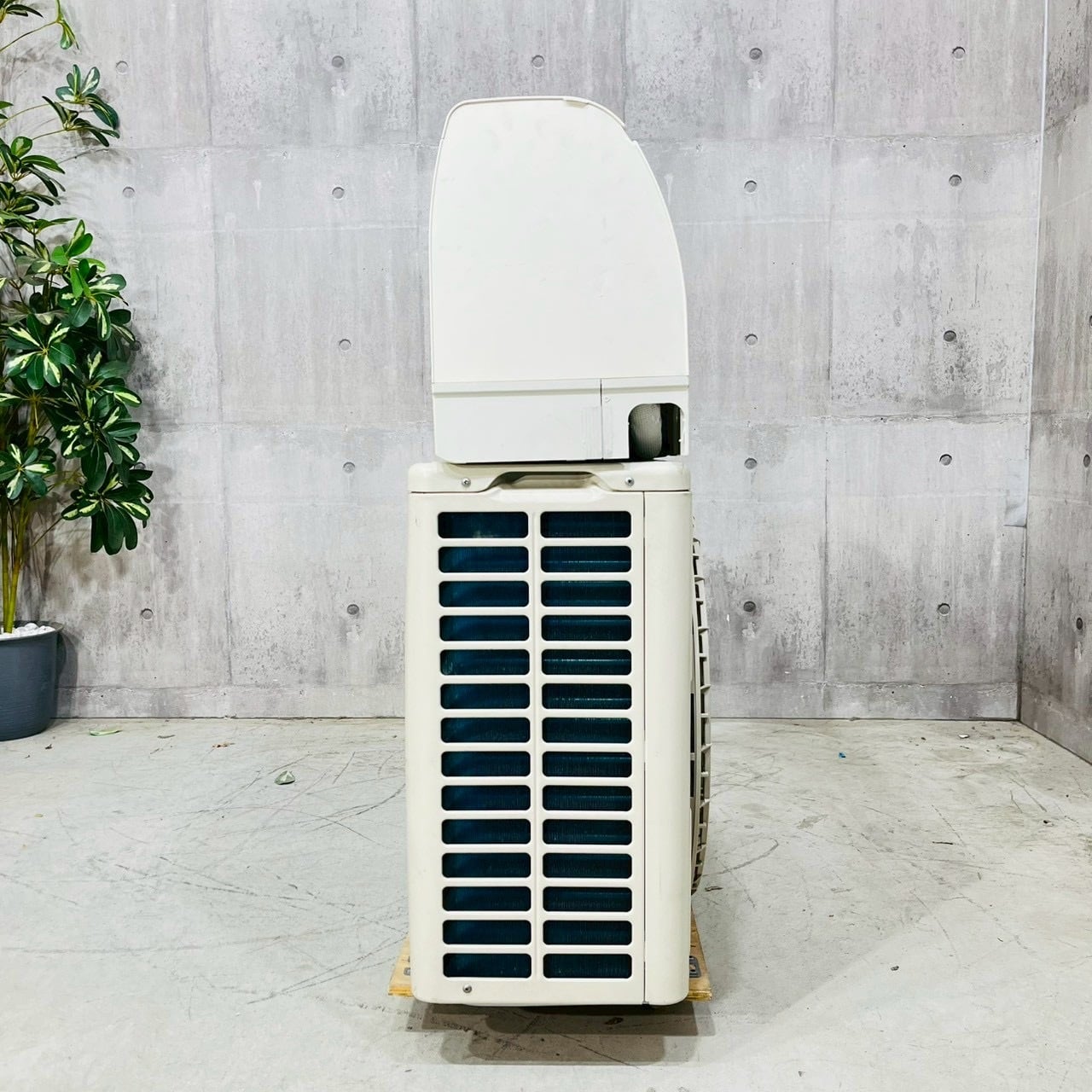 ♦️HITACHI a5696 エアコン 2.8畳用 2021年製 23♦️ | 中古エアコン