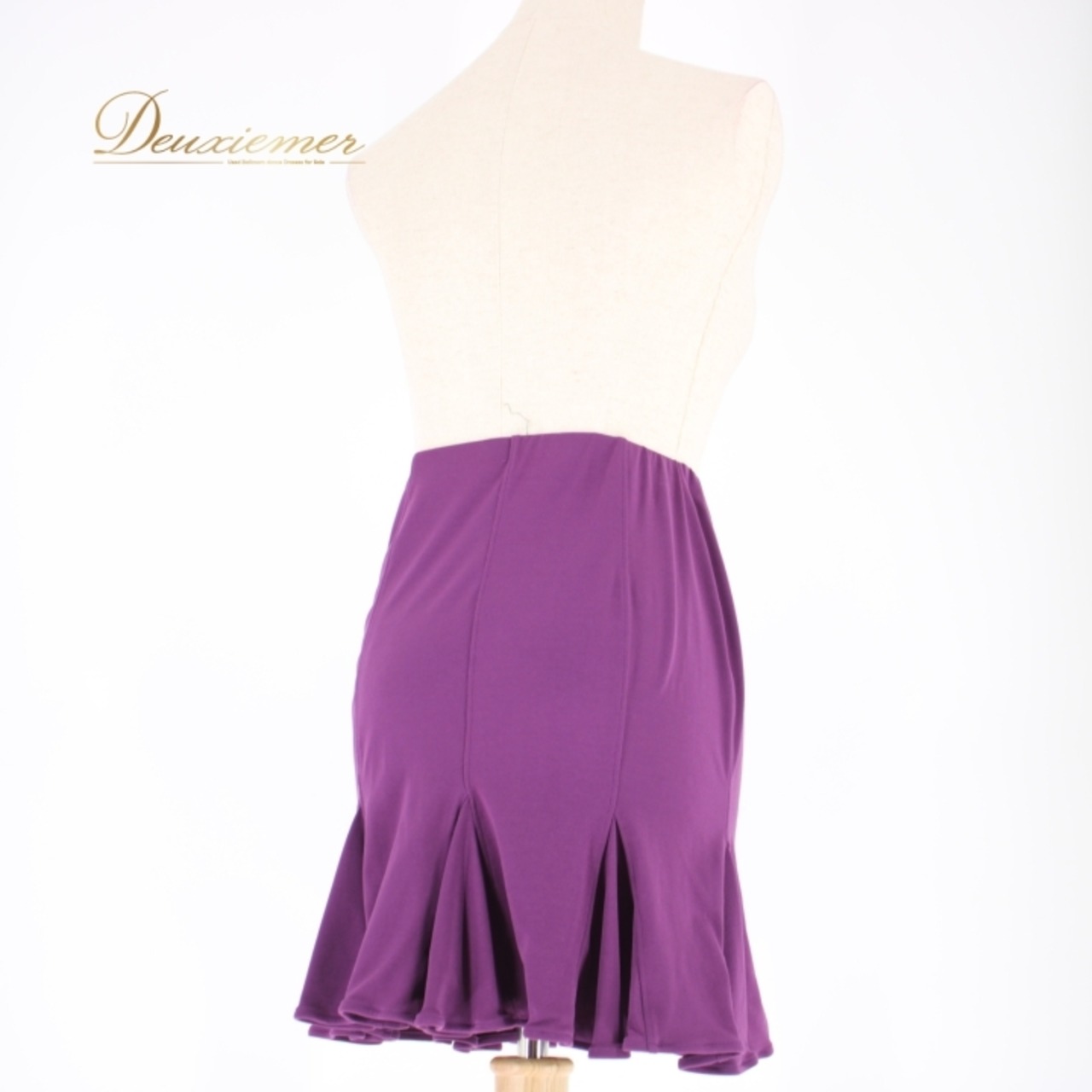 社交ダンス 衣装 ラテン スカート レッスンウェア 練習着 女性用 オールシーズン 紫 チャコット Chacott パープル系 無地 シンプル 派手 練習用 スポーツウェア ダンス衣装 フレアスカート 動きやすい おしゃれ デザイン 伸縮性 ポリエステル ポリウレタン レディース スカートスタイル ダンスタイム