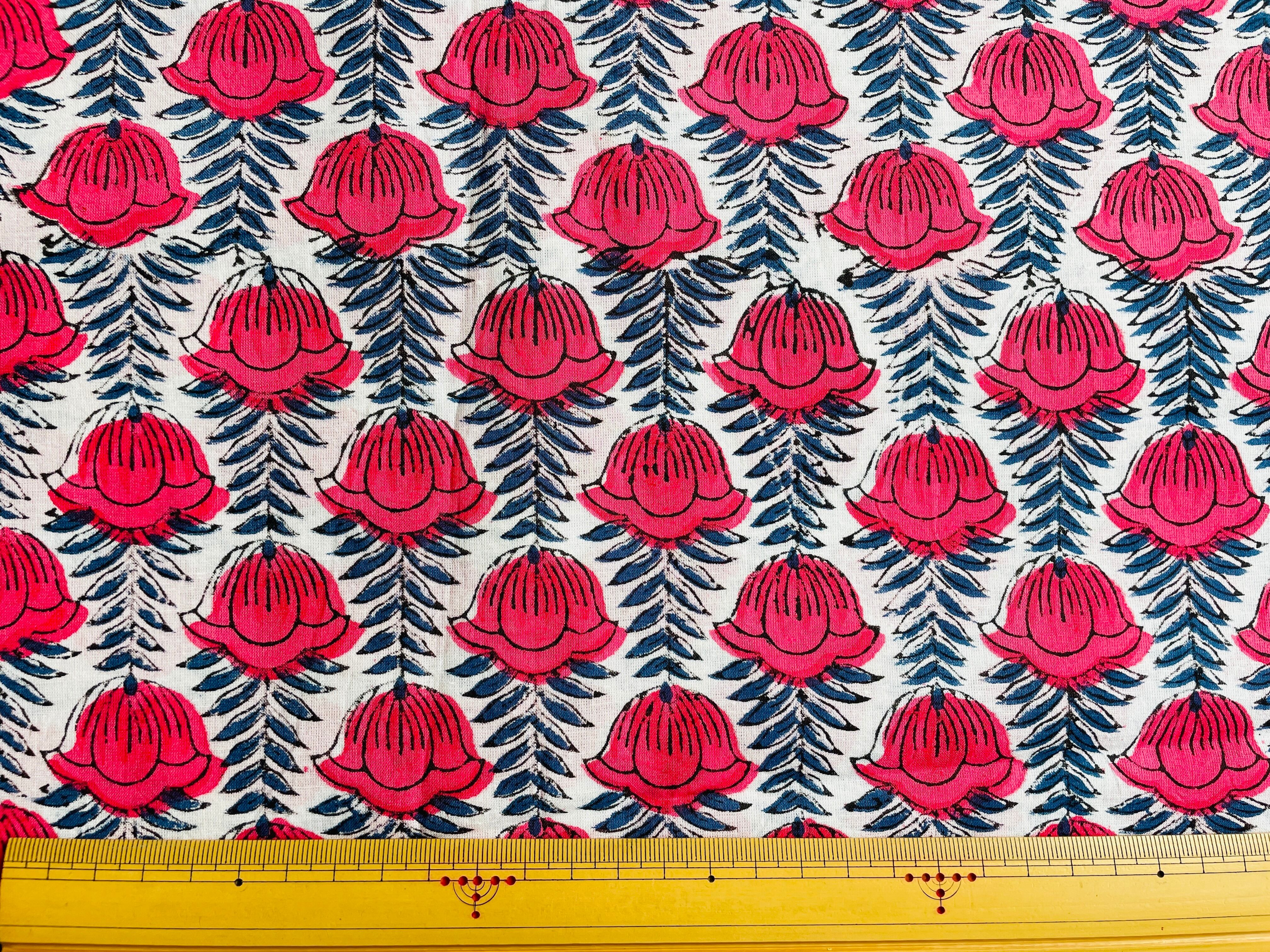 未使用※大判インド ブロックプリント 中綿入りキルト ディープレッドカバー