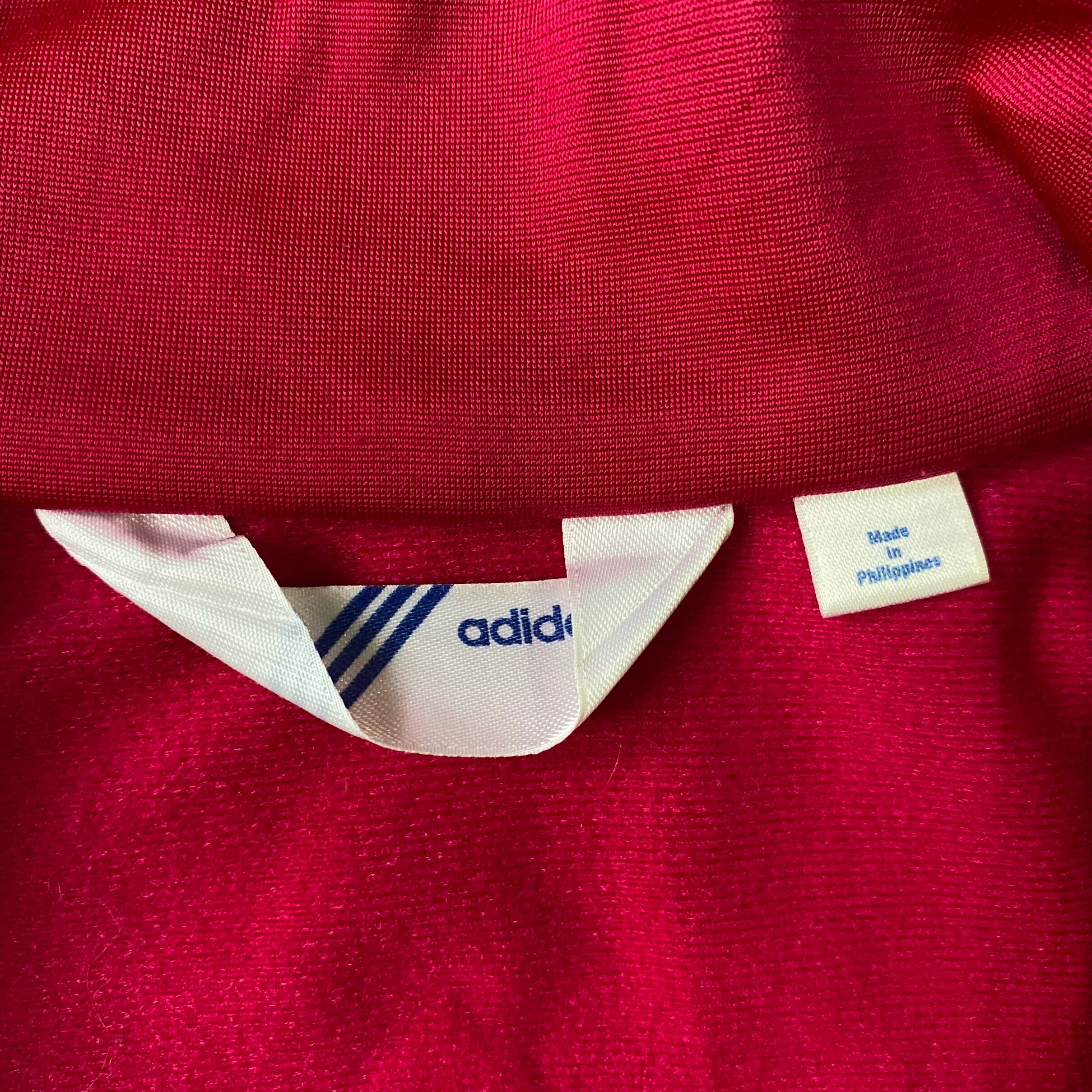 adidas トラックジャケット ピンク トレフォイル バックプリント 刺繍ロゴ