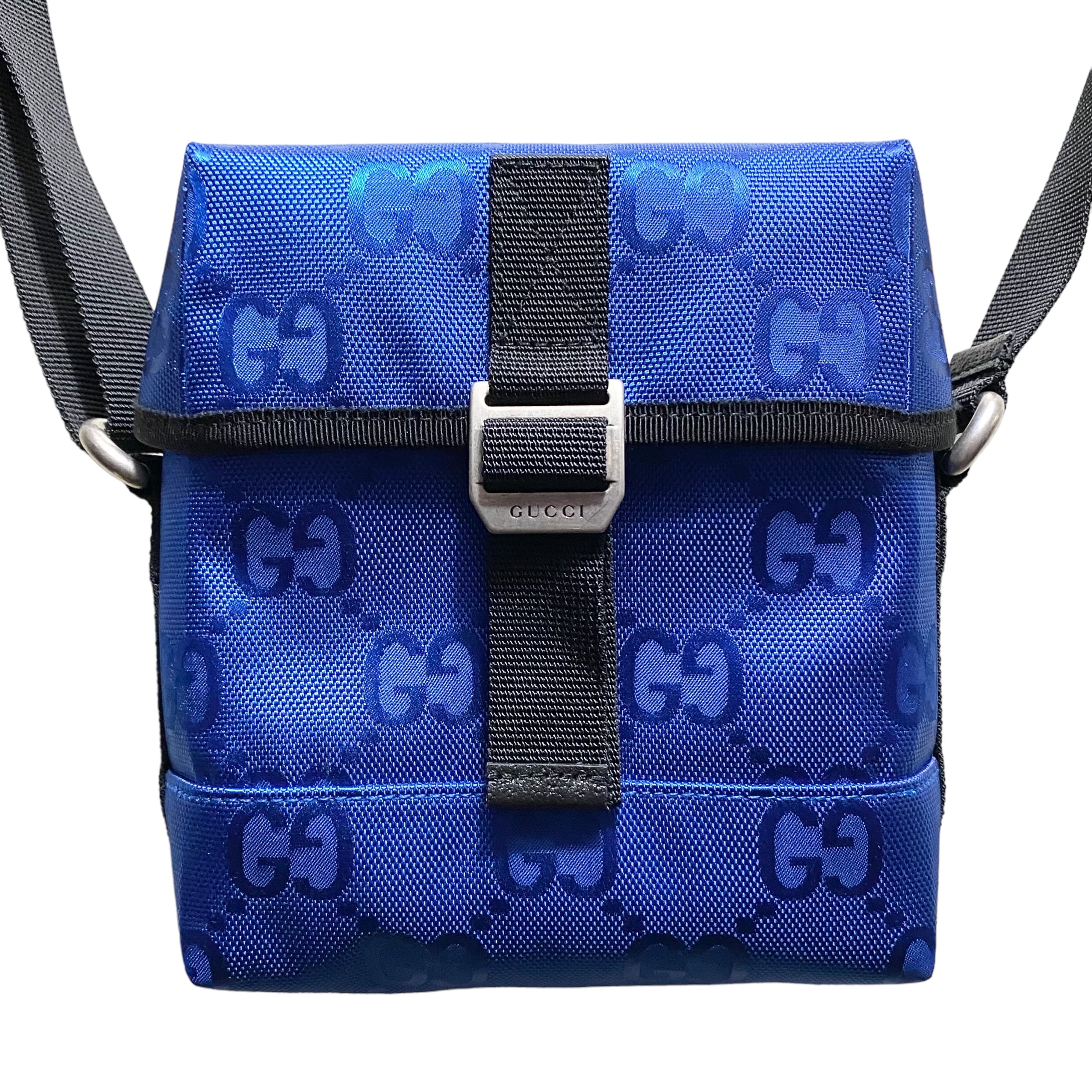GUCCI nylon messenger bag “off the grid” | NOIR ONLINE