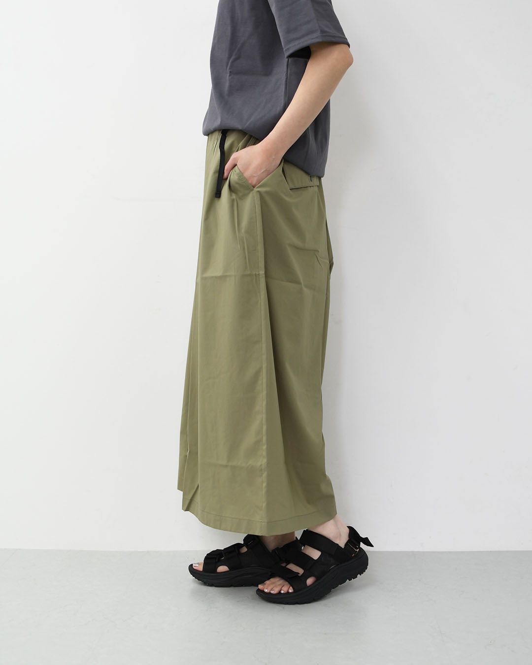 NANGA [ナンガ]EXCURSION WIDE PANTS W [N2501-1D409B