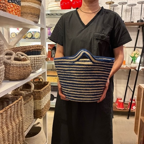 Bangladesh Jute two tone oval basket Blue　バングラディッシュ　ジュートツートーンバスケット　オーバル　ブルー　M　収納　カゴ　ラウンド　小物入れ
