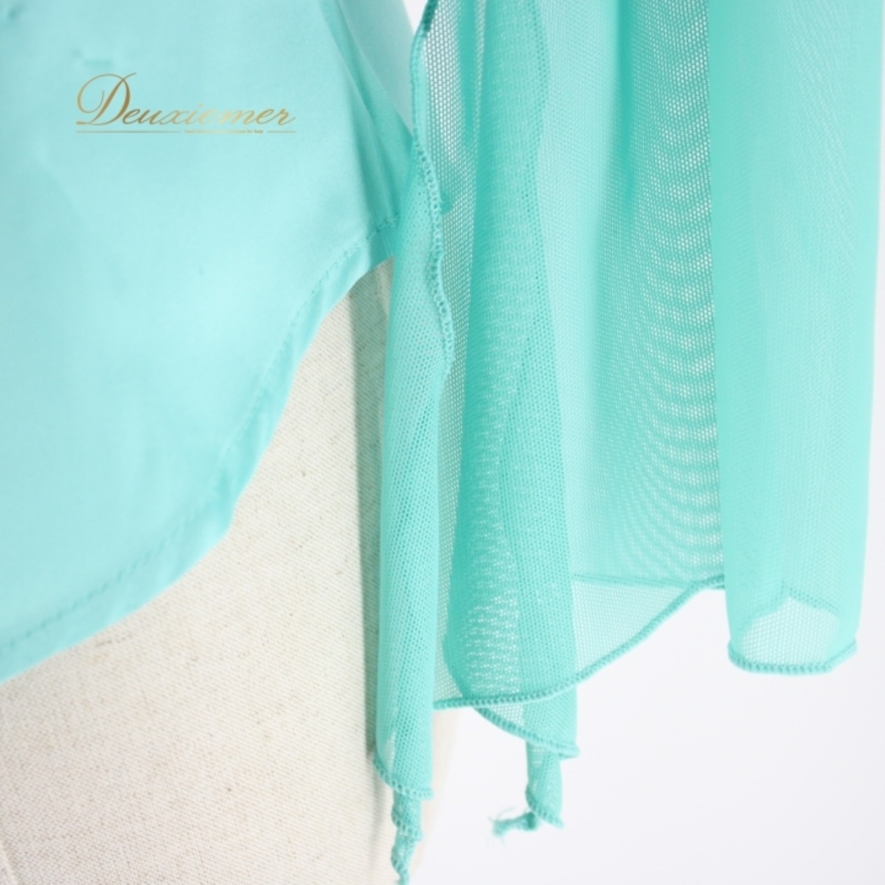 社交ダンス 衣装 スタンダード トップス レッスンウェア オールシーズン prima boutique プリマブティック 水色 ブルー系 無地 長袖 シンプル フェミニン アシンメトリー カジュアル テレコ 光沢 軽量 通気性 有り おしゃれ スポーティー 大人 レディース 体型カバー ワークショップ お得サイズ フィット感 プロフェッショナル質感