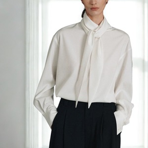 ボウタイ長袖ブラウス　  M00058