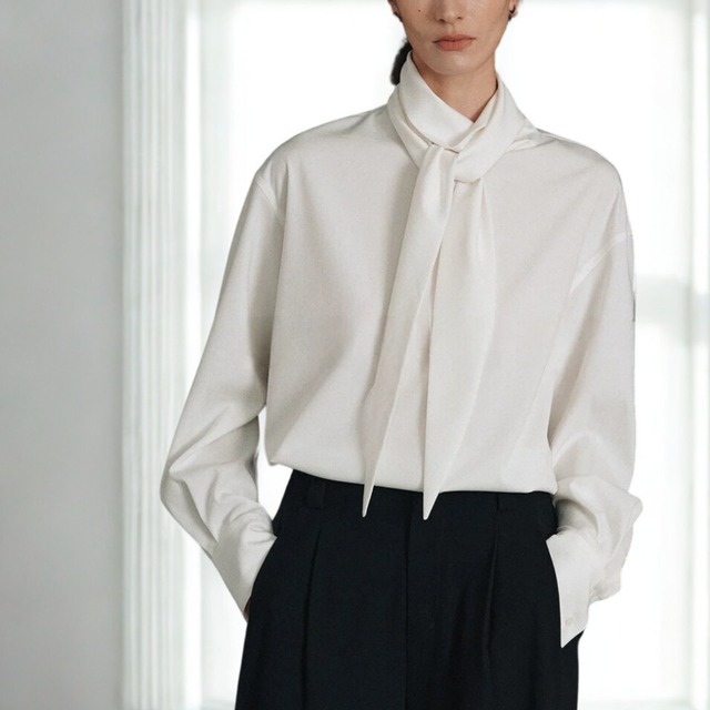 ボウタイ長袖ブラウス　  M00058