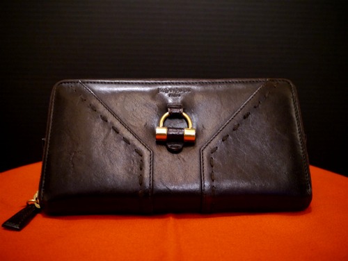 ◆YvesSaintLaurent イヴサンローラン レザー長財布 MUSE◆