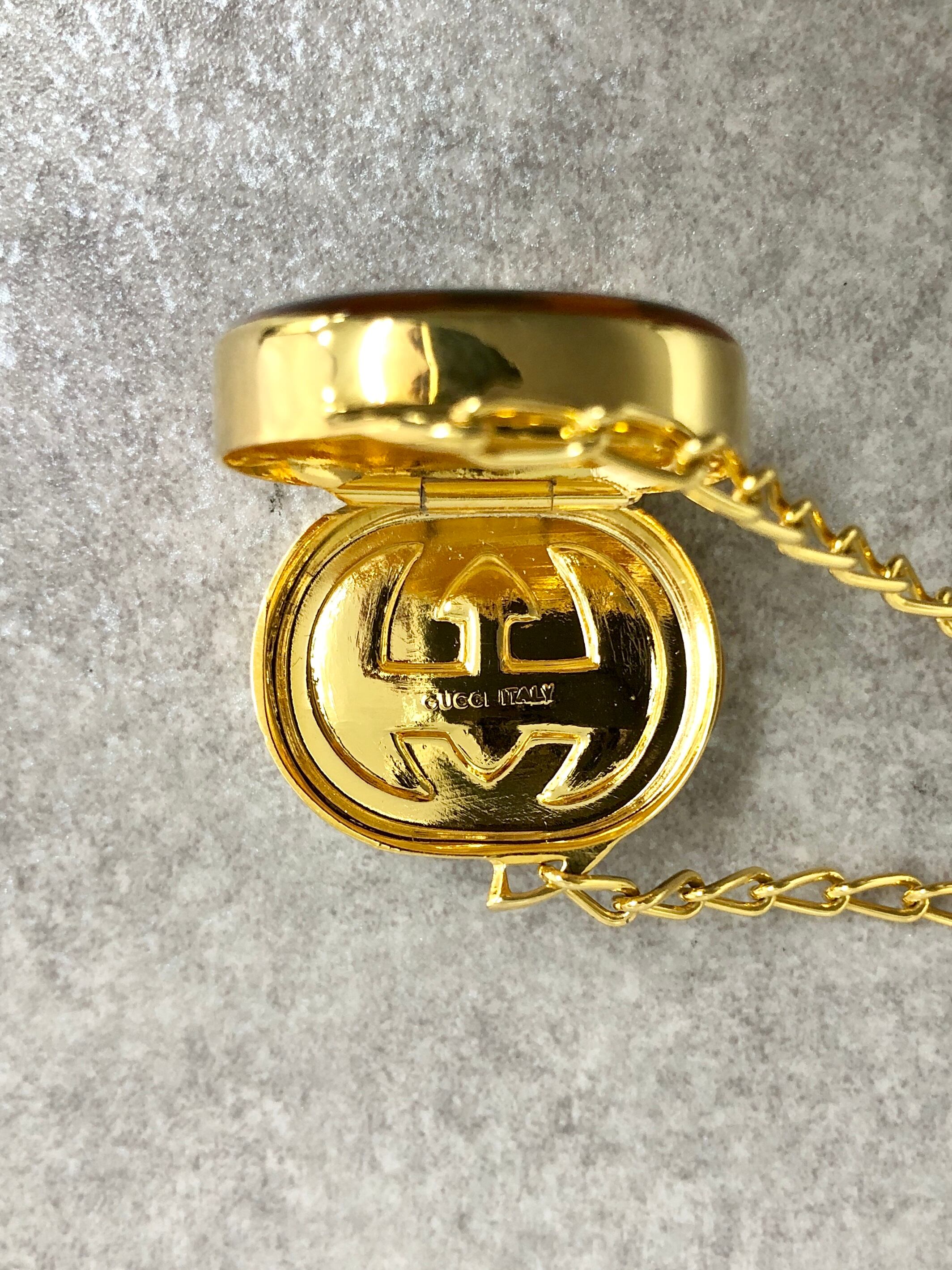 GUCCI グッチ ネックレス ゴールド GGモチーフ ロケットペンダント 