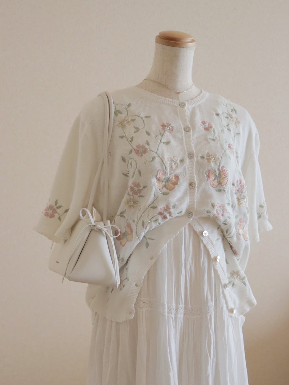 ●80-90s ALFRED DUNNER flower & butterfly embroidery cardigan