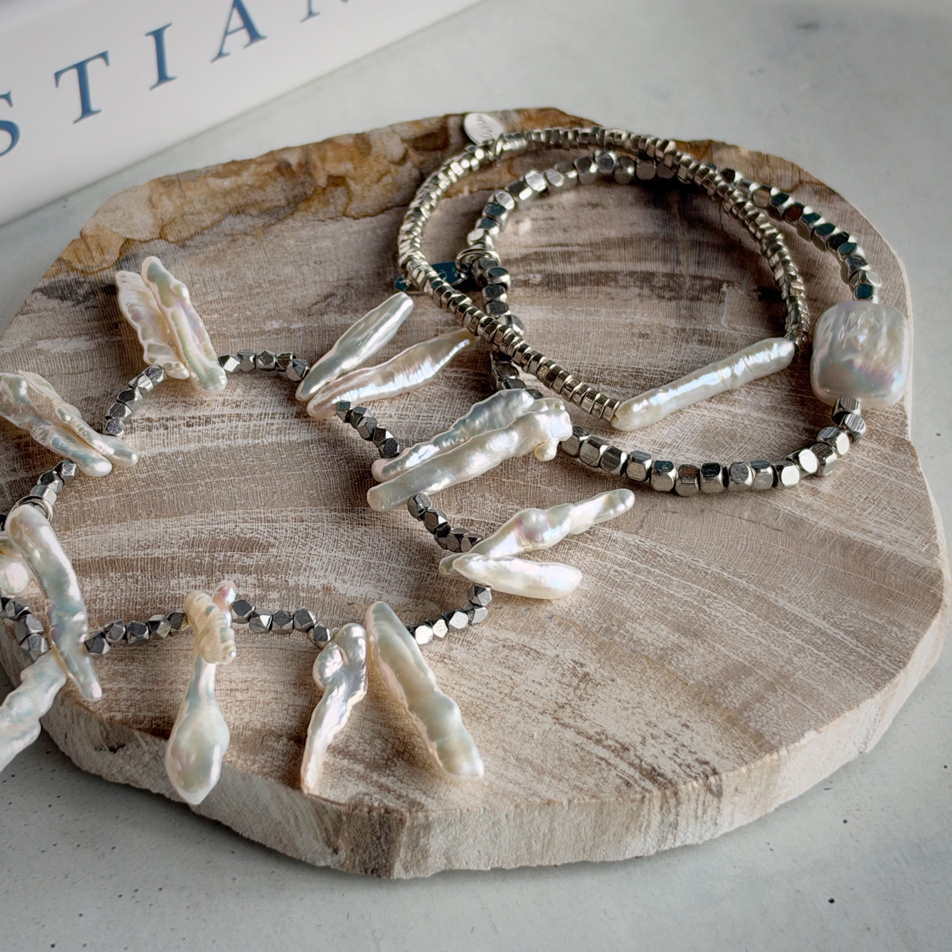 metal & stone bracelet(淡水パールB)
