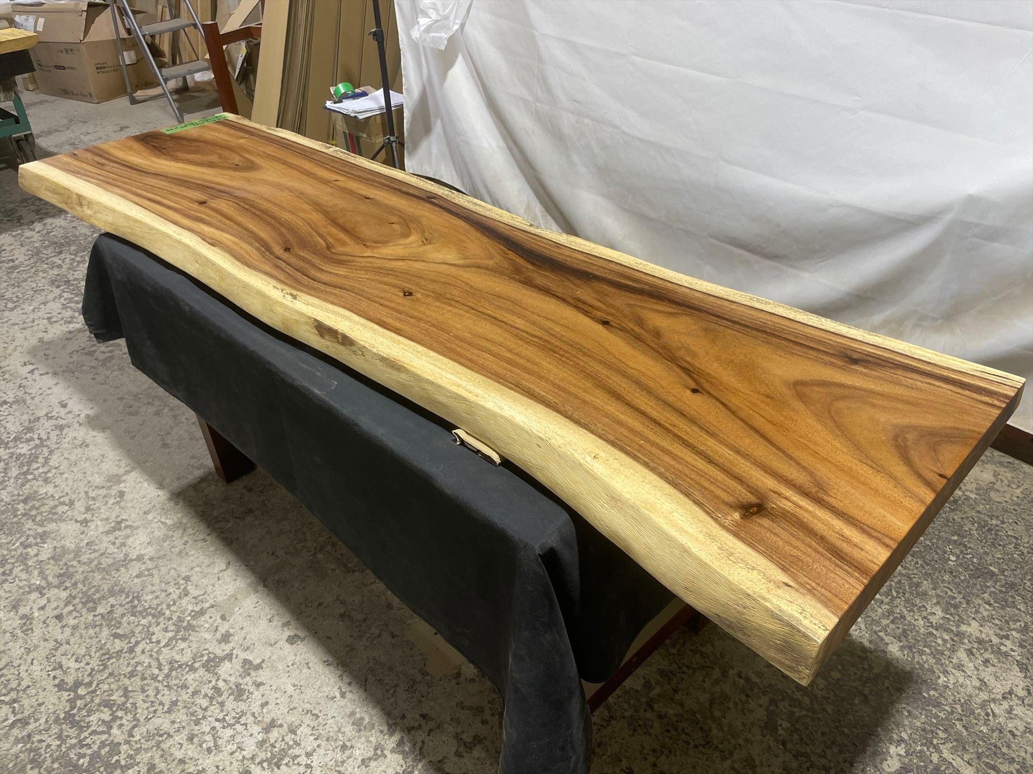 モンキーポッド4167 一枚板無垢 乾燥材 2090x570-500-570x54mm