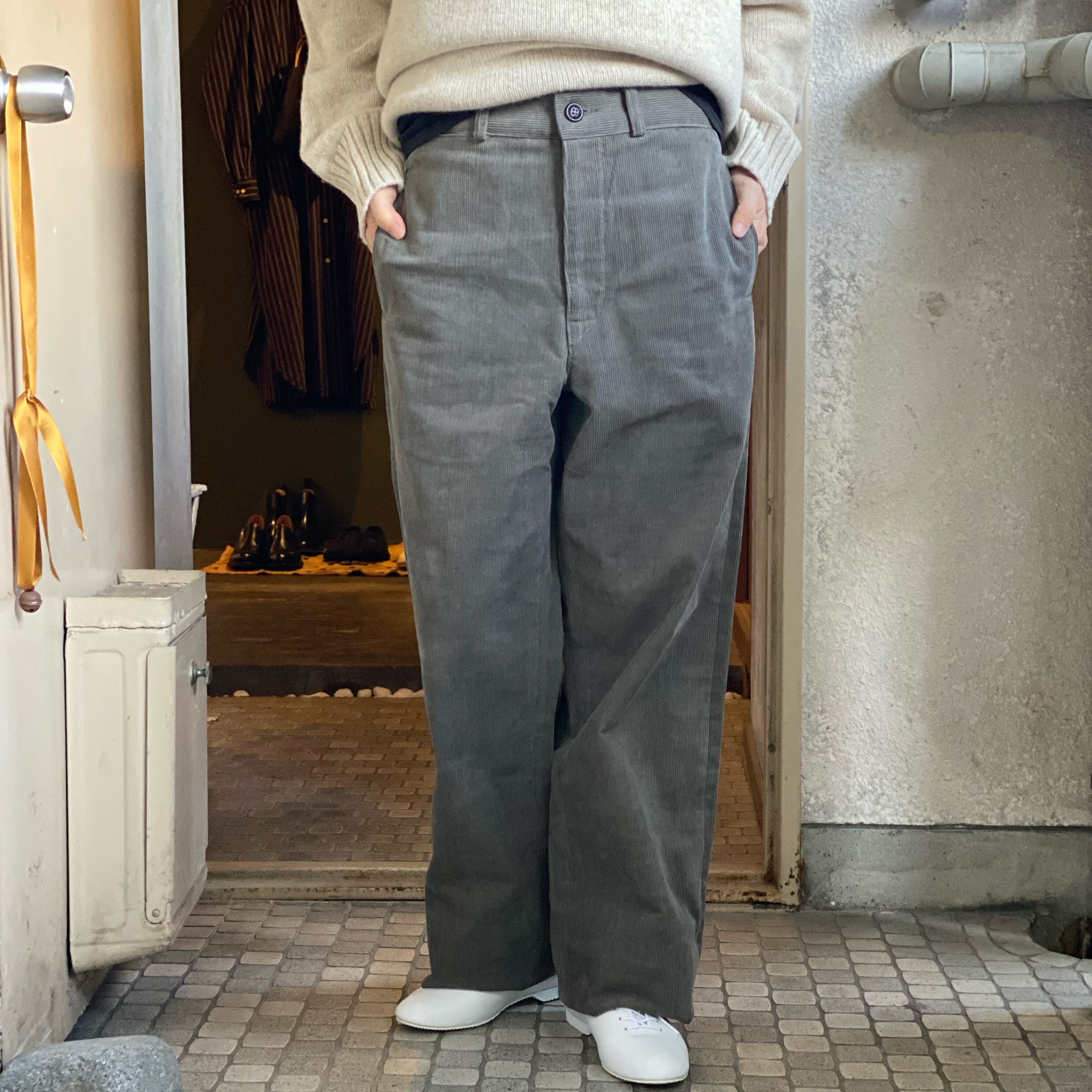 TUKI(ツキ) Macaroni Trousers Corduroy | Debby