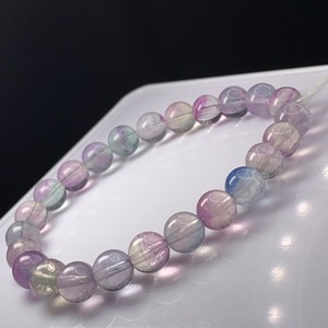 f110 ほんのり優しい色合い☆グラデーションフローライトブレスレット
