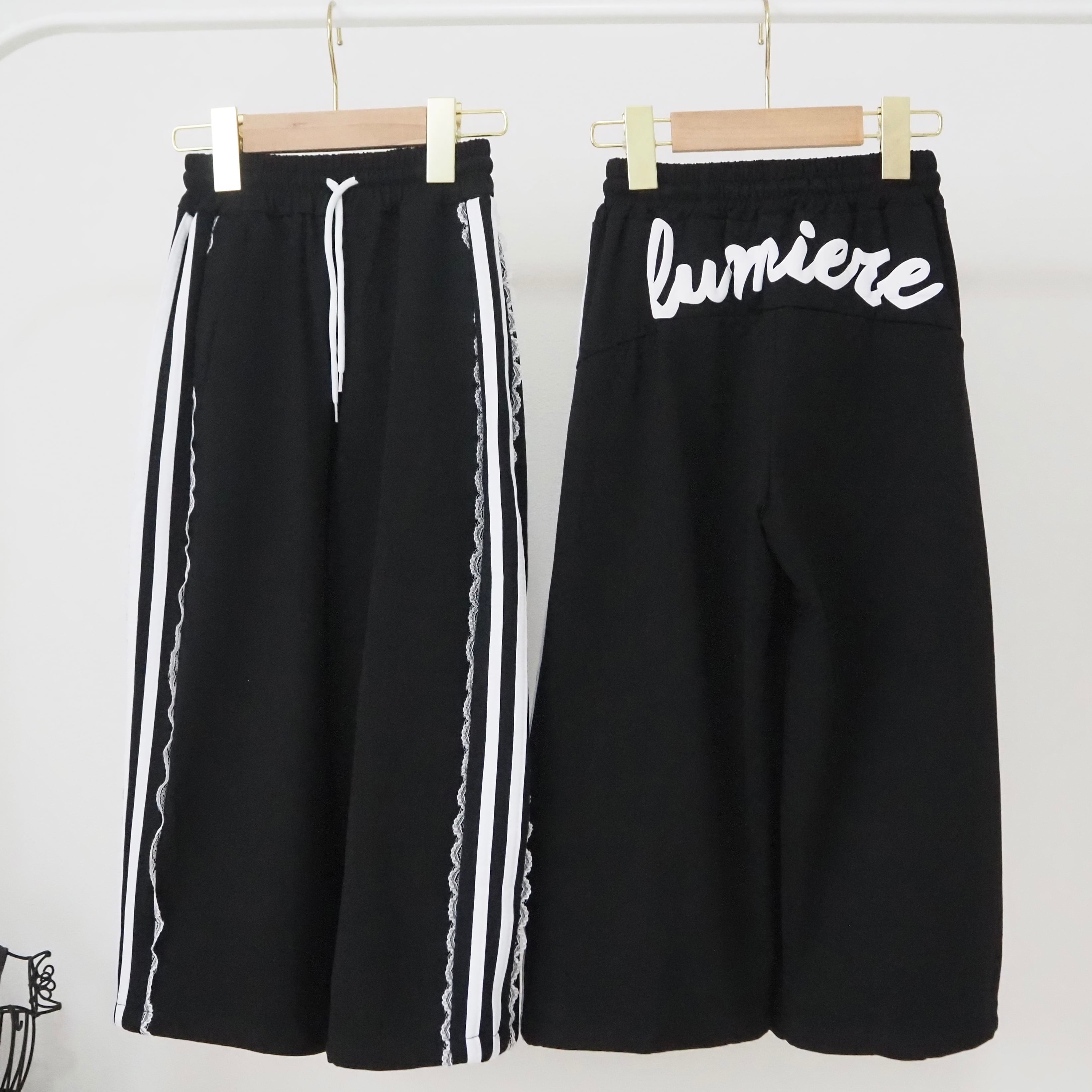 TODAYFUL(トゥデイフル) Wool Twill Shortpants | Pay ID